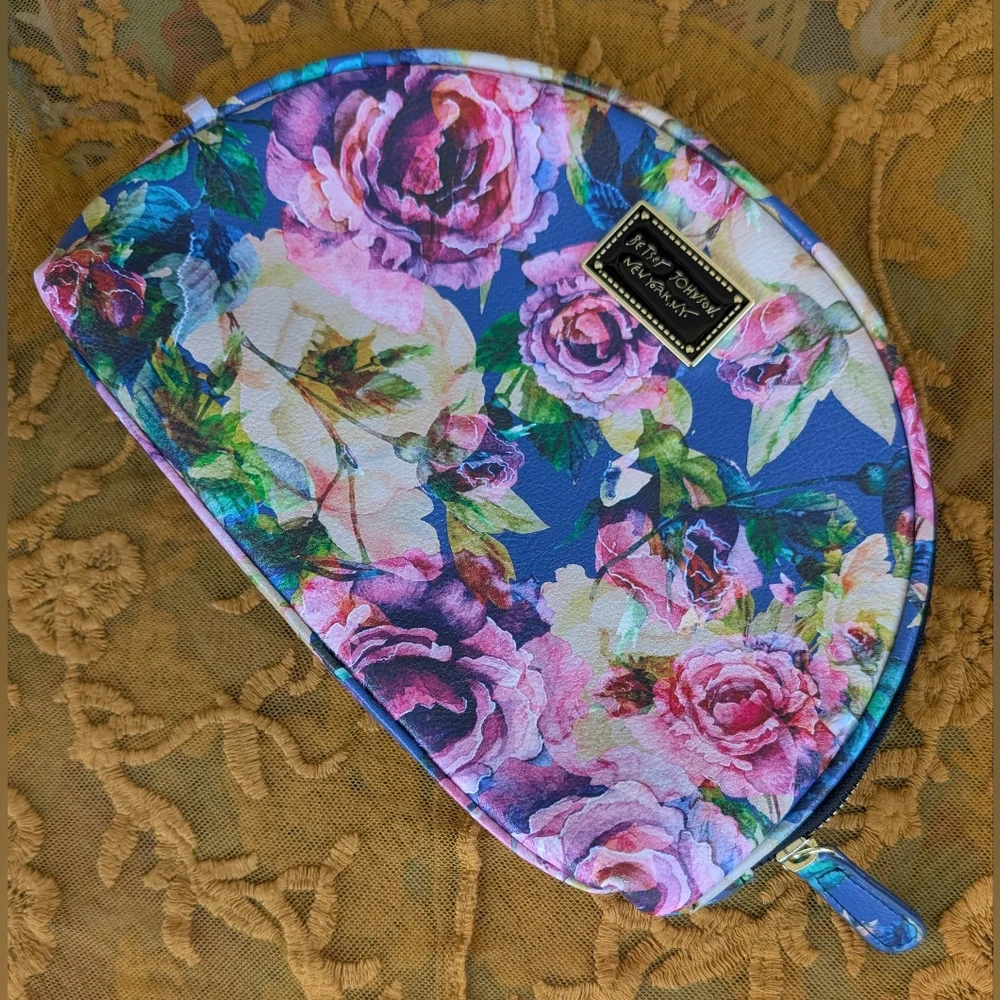 BETSEY JOHNSON New York Floral Zippered Make Up Bag NWOT